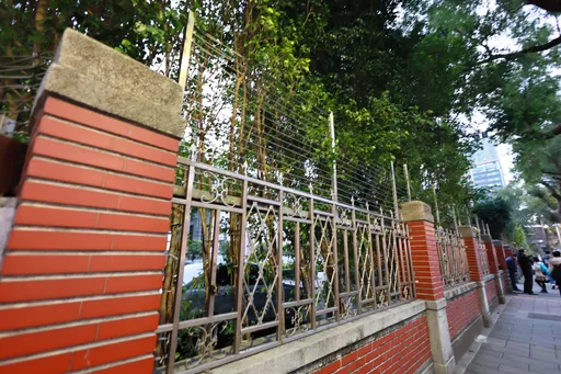 立法院突架高圍牆!林岱樺:應開放透明而非與人民隔離對立