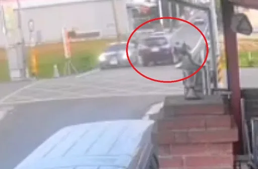 台中17歲單車少年被撞進田裡 休旅車先煞車再肇逃!畫面曝光