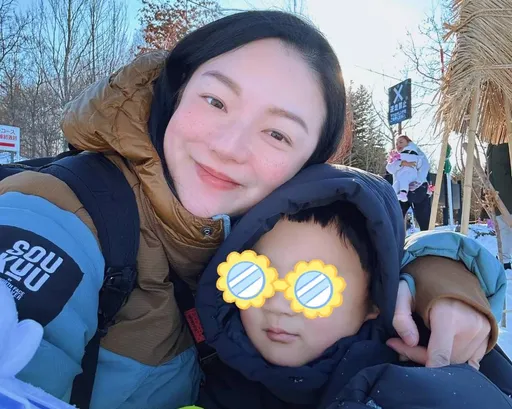 歐陽靖過年攜兒赴日旅行 沒團圓譚艾珍吐心聲:過年應該要廢除吧?