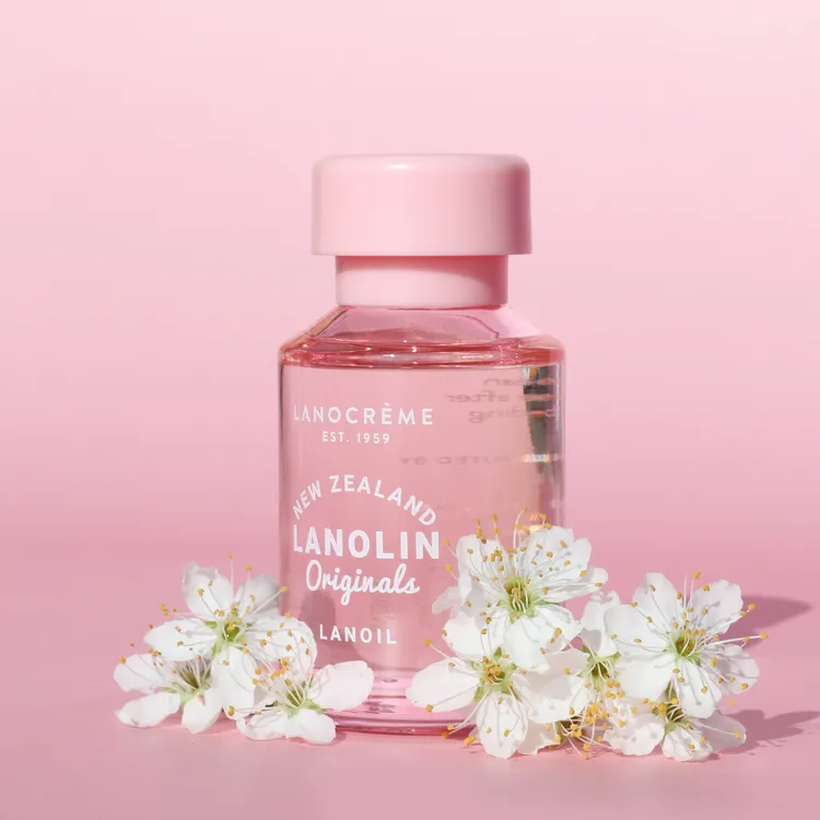 「咩咩粉晶瓶」羊毛脂全效修護油，50ml／410元。品牌提供