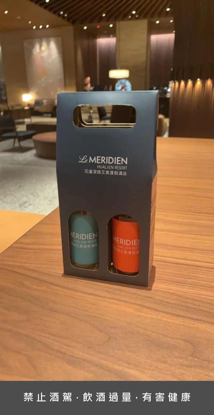 花蓮潔西艾美渡假酒店送給任賢齊的聯名小米酒。