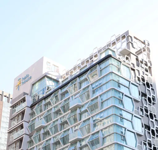 長榮最新飯店「采寓」今亮相!提供寶格麗備品、全台最美公園咖啡