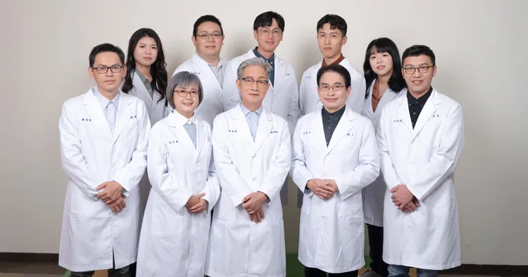 ▲智康生技和國內知名大廠研發合作，用專利凍晶蛹蟲草開發全新概念保健食品。照片提供/智康生技