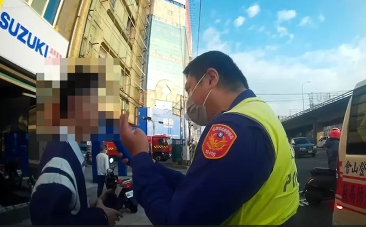 陳男雖僅受輕傷，但身上散發明顯酒味，酒測值嚴重超標。翻攝照片