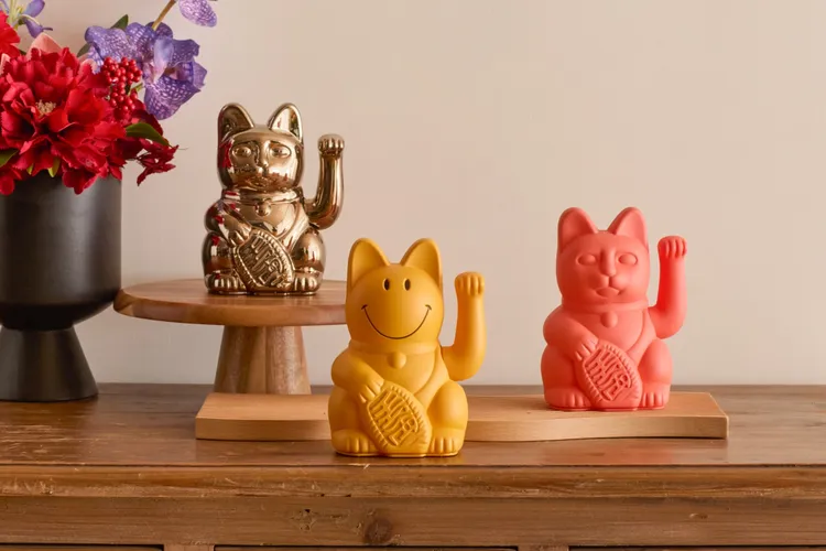 每年熱賣的DONKEY PRODUCTS， 50 週年與 SMILEY 攜手合作推出笑臉招財貓，除了招財更能招來美好的笑容。業者提供