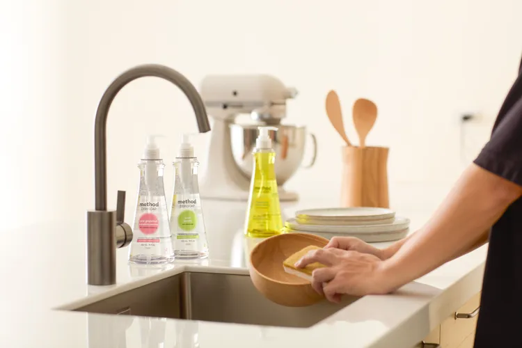 HOLA挑選幾款兼具環境友善及專業的清潔劑。業者提供