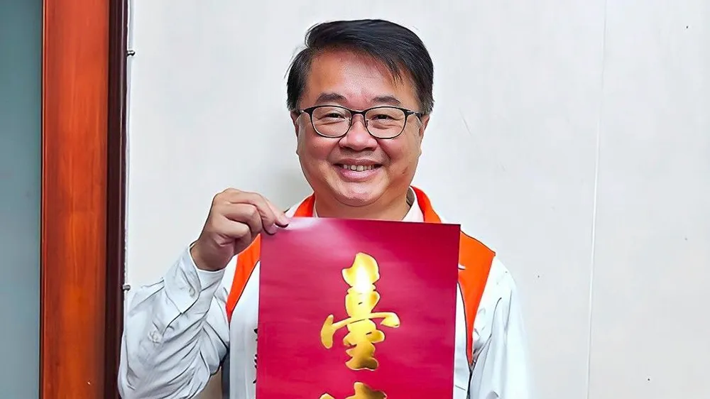 綠委吳秉叡批加熱菸卡關 財政部長：會加強和衛福部溝通｜壹蘋新聞網