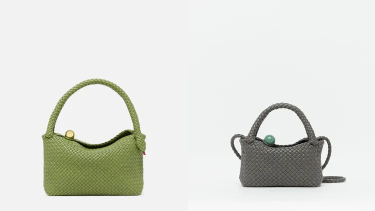 Tosca編織皮革蛇形手提肩背包（左）37萬8000元、Tosca玉石裝飾編織皮革手提斜背包（右）24萬7800元。品牌提供