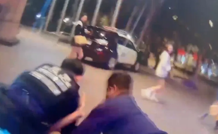 警方將叫囂的我國籍男子壓制。警方提供