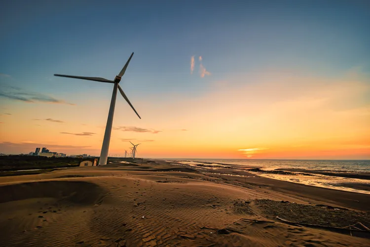 草漯沙丘地質公園以綿延8.1公里的｢沿海沙漠｣特殊地景，入選台灣觀光100亮點。觀光署提供