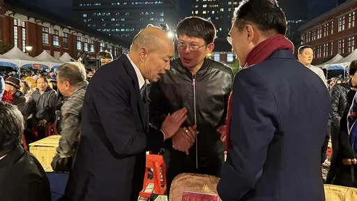 韓國瑜特別費60%被黃國昌砍了 綠委:藍白狠起來連自己人也刪