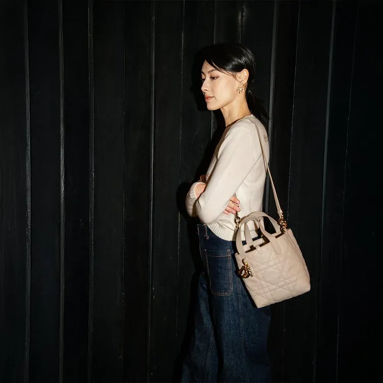 港星梁洛施。品牌提供