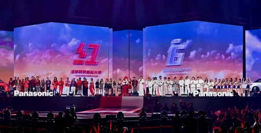 台版《紅白》嚴抓手機拍照惹議 觀眾怨:明明沒幹嘛一直被拍肩膀