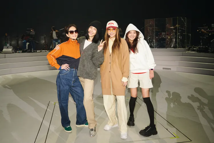 4姝私下有深厚好交情。众悅娛樂提供