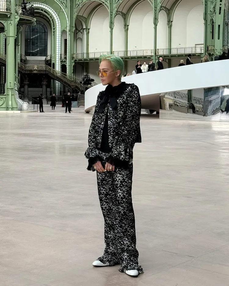 GD被盛讚帥回巔峰時期。翻攝8lo8lo8lowme IG