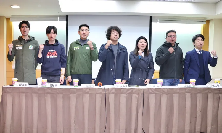 根據民調顯示，針對憲訴法、財劃法修法支持度方面，有41.5%民眾不支持此次憲訴法提高門檻，45.2%的民眾不支持此次財劃法的修法。莊宗達攝