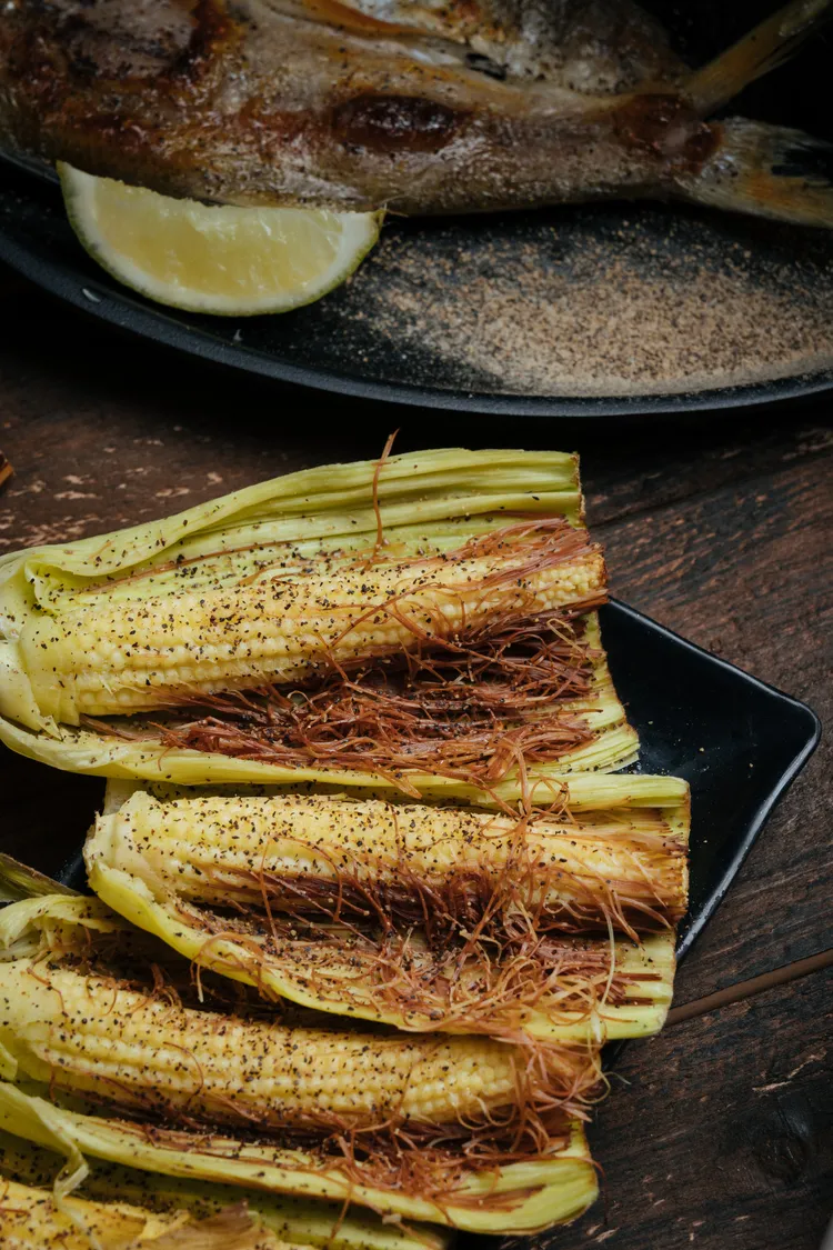 「恭喜發財，紅包拿來」新春雙人餐，特價只要888元。業者提供