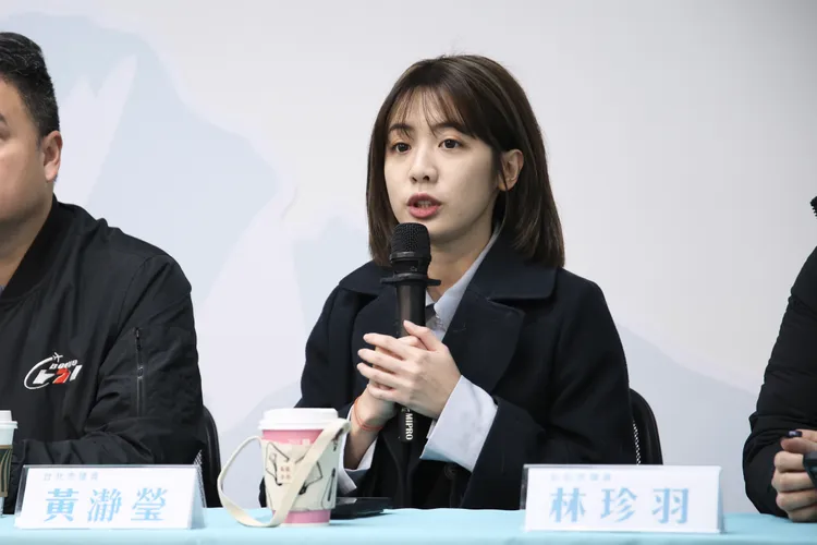 民眾黨「111釘孤枝！萬人捍衛司法正義」行前記者會 台北市議員黃瀞瑩。彭欣偉攝