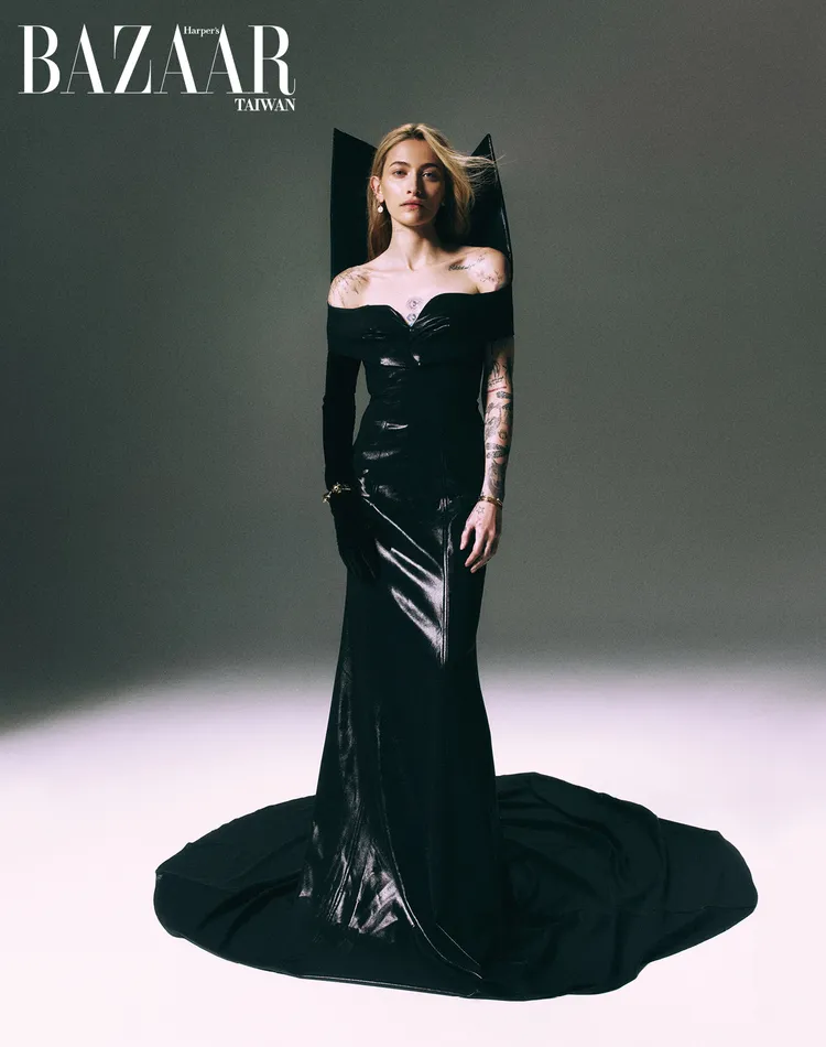 Paris Jackson拍攝《Harper’s BAZAAR》封面。《Harper’s BAZAAR》國際中文版提供
