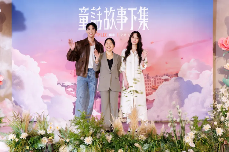 劉以豪（左起）、編導李念修、柯佳嬿出席記者會。Netflix提供