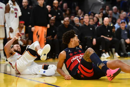 勇士再傳悲報！柯瑞被壓到腳踝　陣中3名大將都傷掛