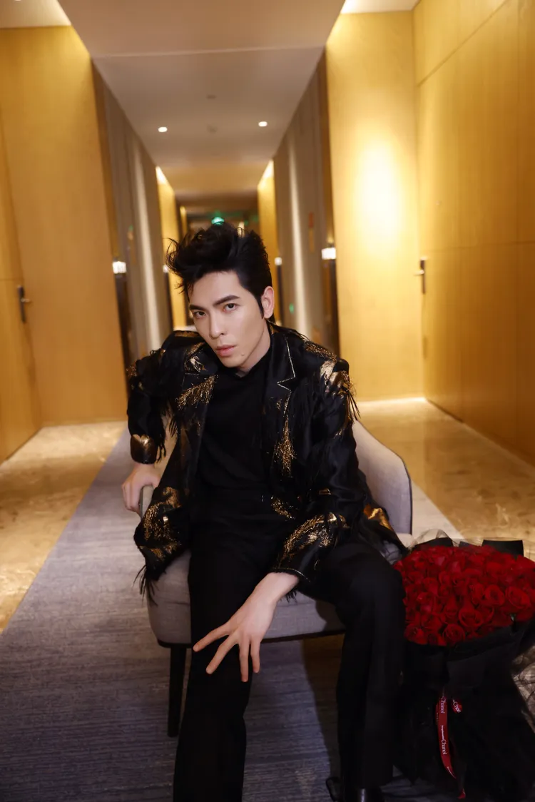 蕭敬騰今年現身浙江衛視跨年秀。喜鵲娛樂提供