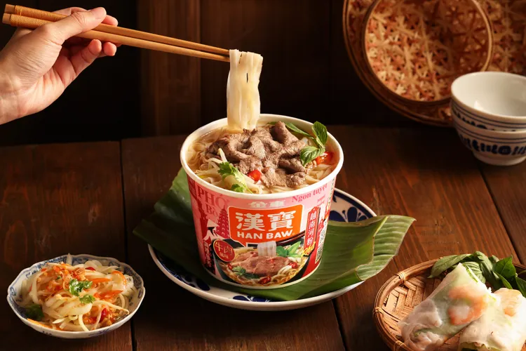 金車漢寶越式牛肉風味河粉引進越南當地河粉，百分之百呈現正統河粉食感(圖片僅供參考，實際內容參見實物)。業者提供