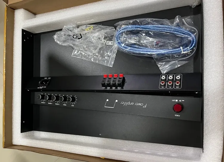 台中卡池偽裝用音響飾板。警方提供