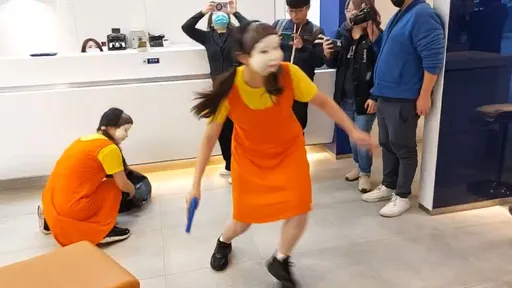 「英熙娃娃」帶人搶銀行！當場被逮　桃警防搶演練很《魷魚遊戲》