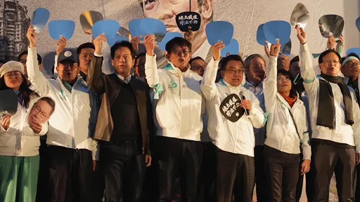 111釘孤枝最狂標語「法律系滾出司法圈」　律師：實在非常蠢