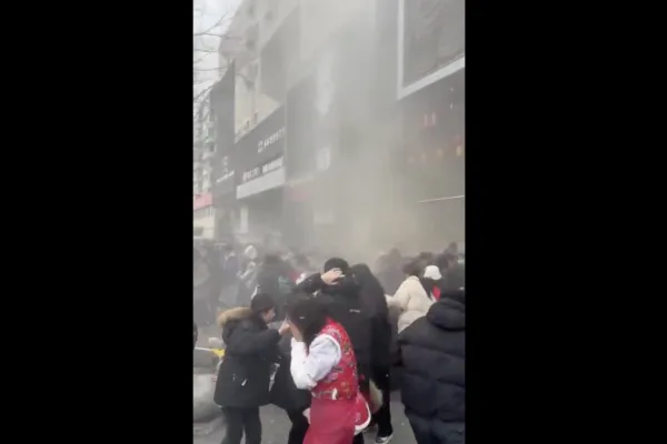 爆炸嚇壞許多民眾。翻攝自X