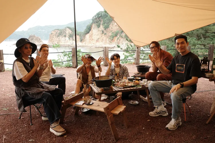 宇宙人錄製戶外音樂實境節目《Let's Camping 來去露營吧》。圖／相信音樂提供