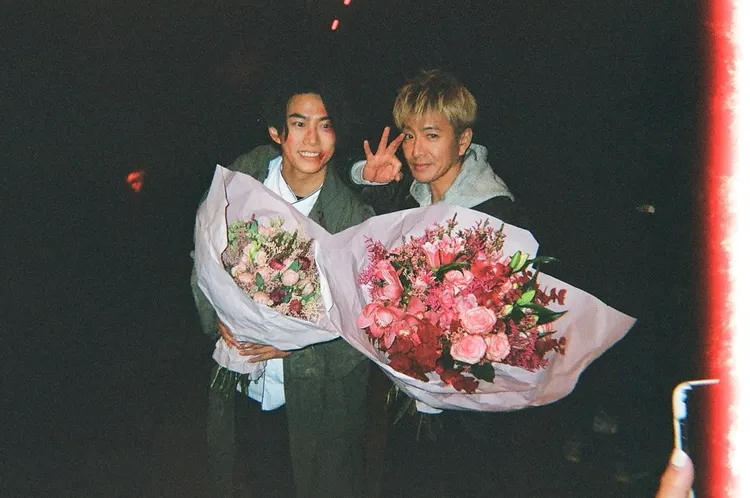 玉澤演（左）和木村拓哉殺青合影。翻攝玉澤演IG