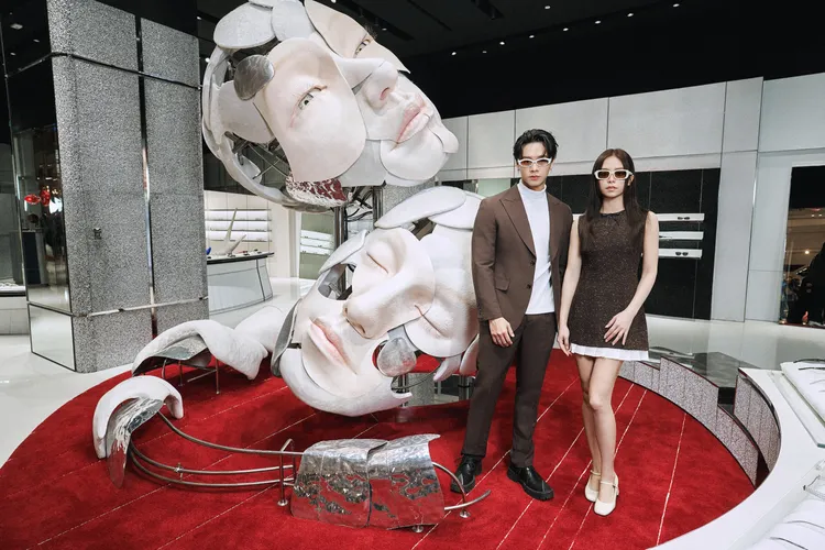  高爾宣OSN、宋芸樺佩戴墨鏡與珠寶力挺品牌。GM提供