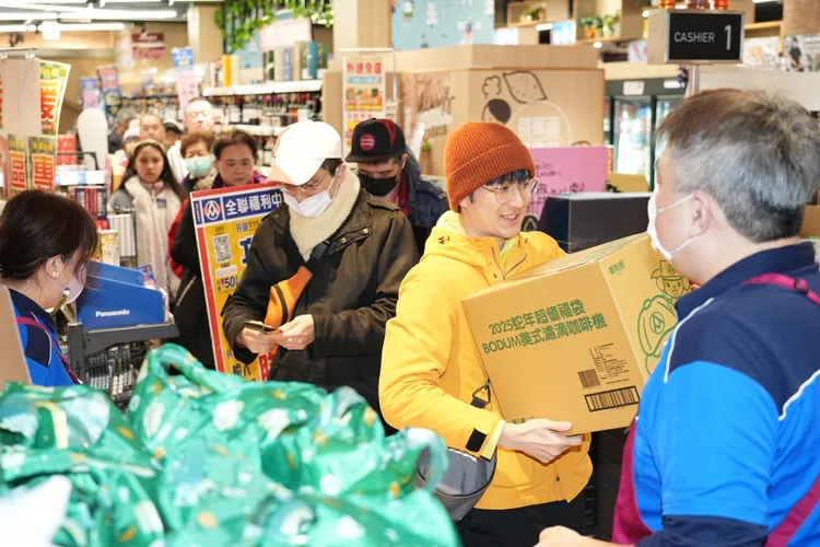 全聯表示，這次蛇年福袋為電動車獎項最多的一次。。彭欣偉攝