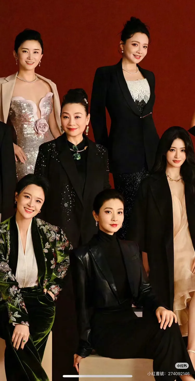 「富察貴人」趙秦（左至右、上至下）、「崔槿汐」孫茜、「端妃」李宜娟、「玉嬈」徐璐、「曹貴人」陳思斯、「沈眉莊」斕曦。翻攝小紅書