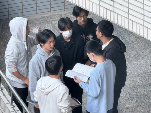 学测解析|自然科紧扣时事 康芮台风、诺贝尔奖入题!学生喊「太烧脑」
