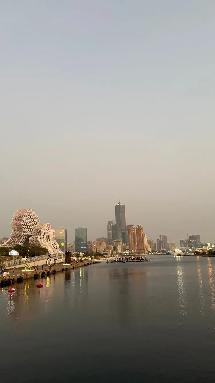 珉豪拍下海音館外觀。翻攝珉豪IG