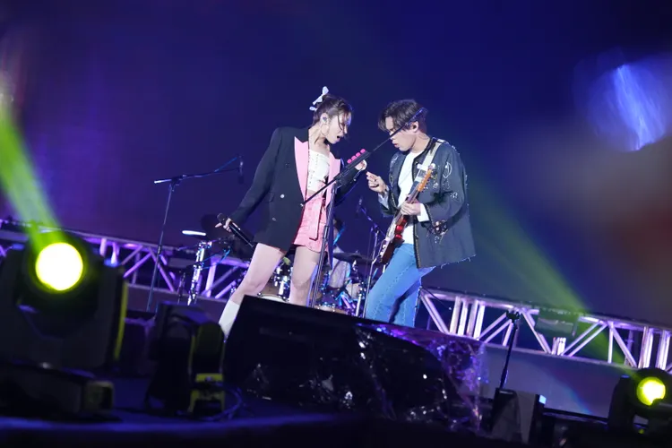 告五人壓軸登場嗨翻跨年夜。三立提供