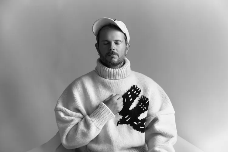 「舞蹈詩人」尤安尼·布爾熱瓦。©Domino Aurora - Yoann Bourgeois Art Company提供