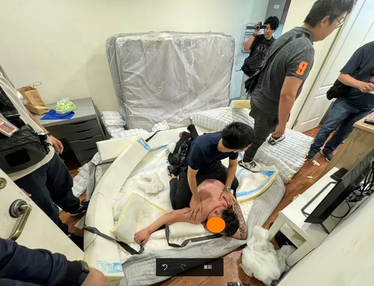 專案小組前往吳男住處逮人。警方提供