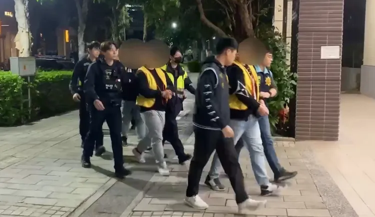 林男等人遭到依妨害公務、妨害秩序罪移送新北地方檢察署偵辦。翻攝畫面