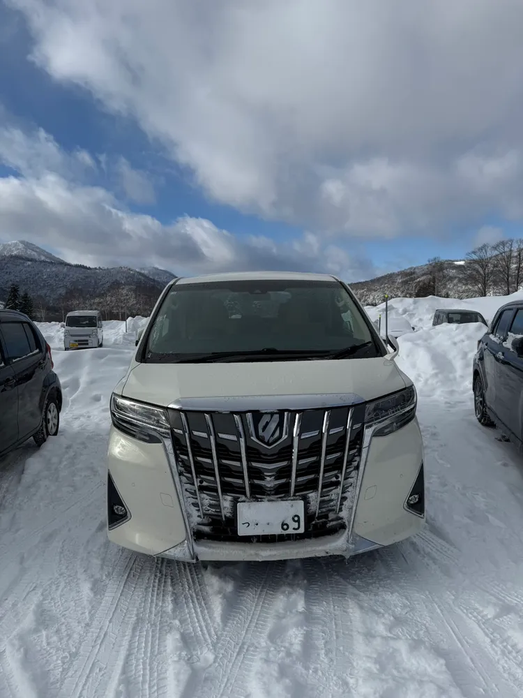 愛爾麗醫療集團總裁常如山親自駕車，暢遊北海道。常如山提供