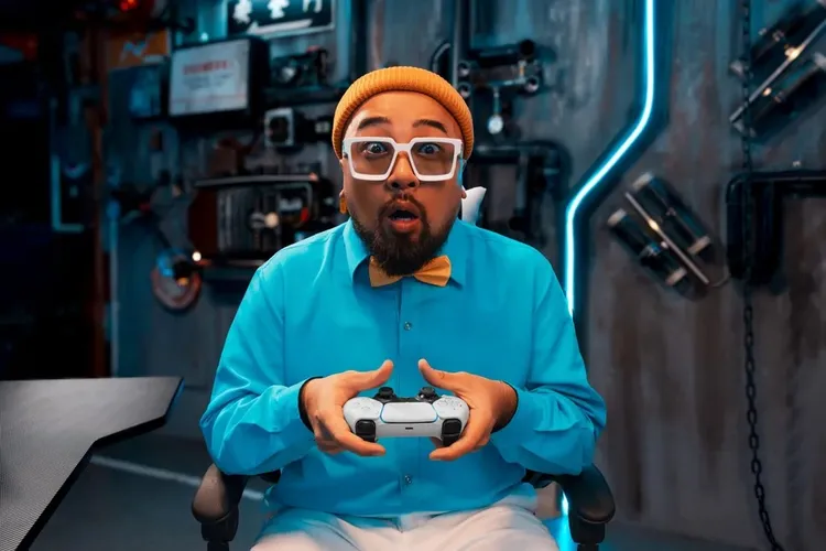 SIET本次攜手知名嘻哈歌手美麗本人，將於1月17日推出一支以PlayStation為靈感的活動影片。SIET提供