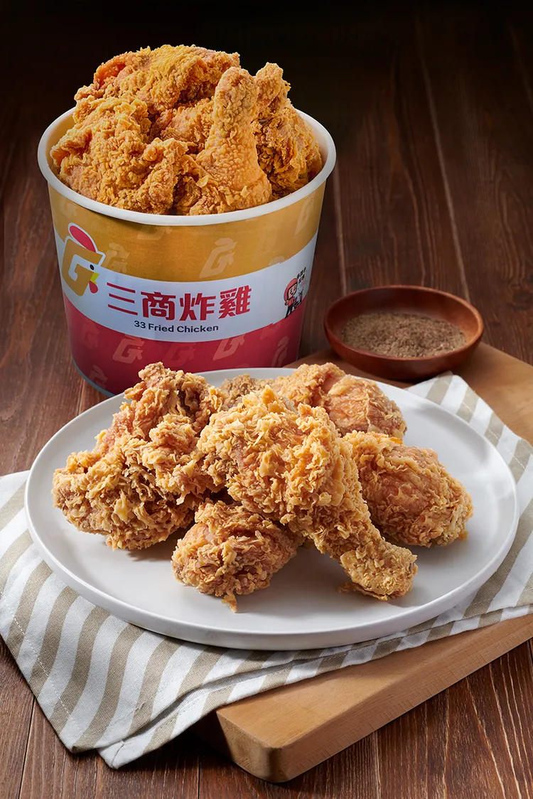 6塊炸雞桶。三商炸雞提供