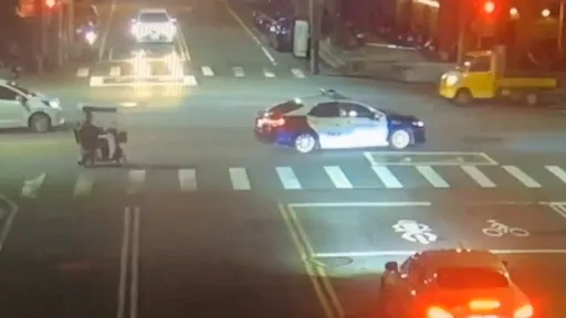 除夕夜老翁迷途! 桃警暖心助他回家