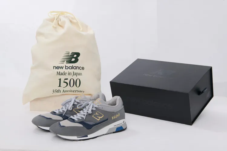 New Balance Made in Japan U1500JP鞋款於今日開賣。品牌提供