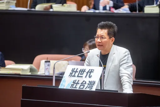 「壯世代」爆拿2000萬標案 吳春城急滅火!拋出2承諾洗白
