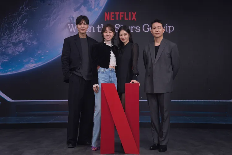 李敏鎬（左起）、孔孝真、韓知懚、吳正世出席海外媒體記者會。Netflix提供