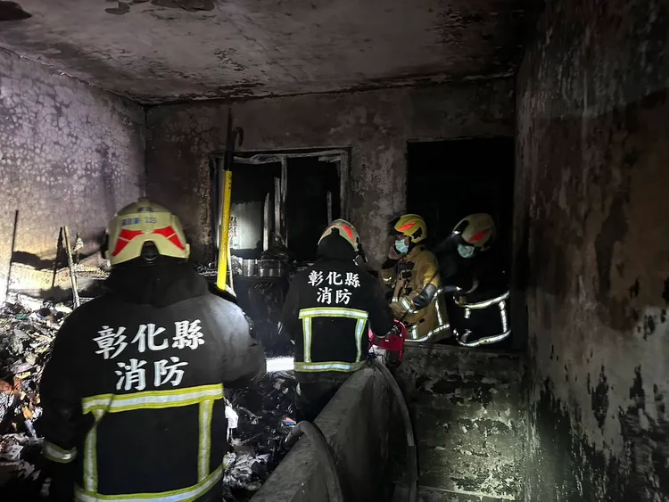 彰化福全街民宅火警，造成2死3傷。民眾提供